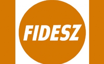 Fidesz: a nőket a Gyurcsány-Bajnai-kormányok hagyták cserben