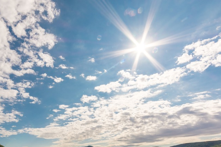 Marad a napsütéses idő a hétvégén is
