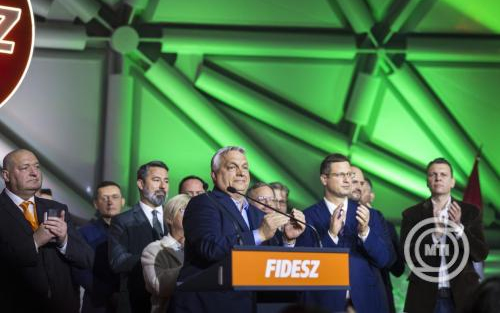 Orbán Viktor: a jobboldali közösség teljes megújítására van szükség